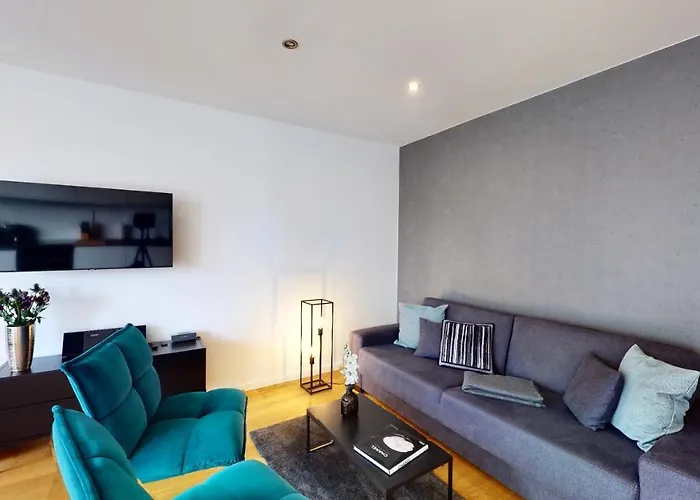 Lägenhet 3-zimmer, 70 Qm 3 Minuten Zum Und Zentrum Whg Timme 3 *